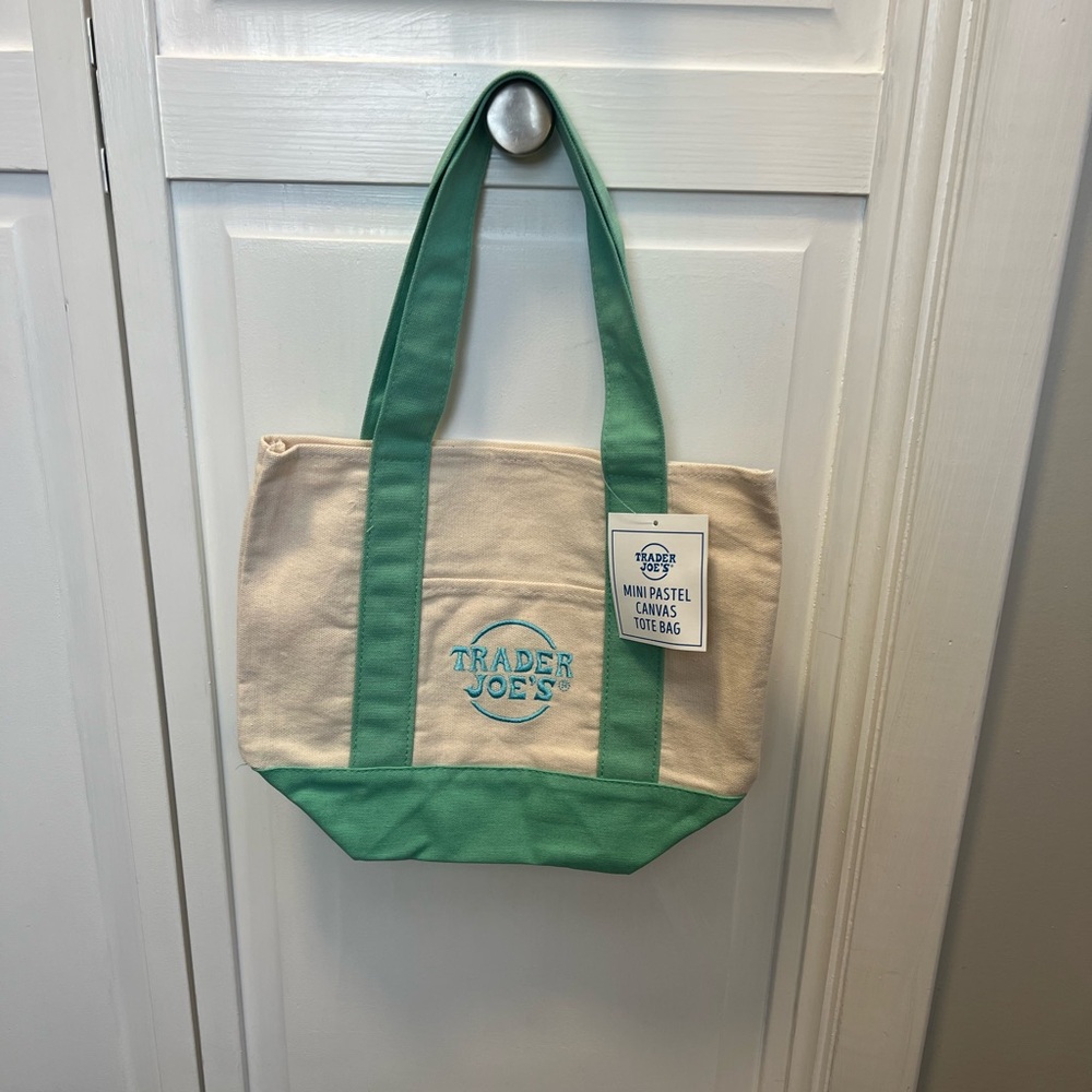NWT Trader Joe’s Mini Pastel Canvas Tote Bag Color Green And Cream